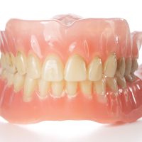 Próteses dentárias